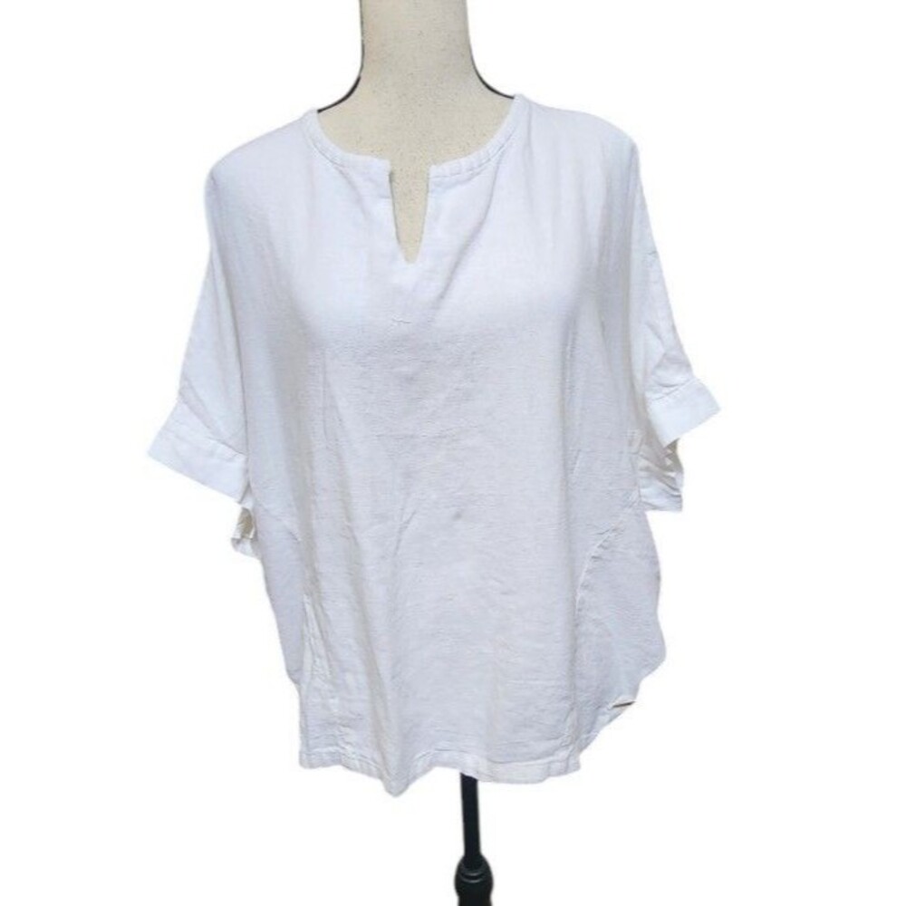 Marc New York Linen Blend White V-Neck Blouse Size Large Classic City Chic